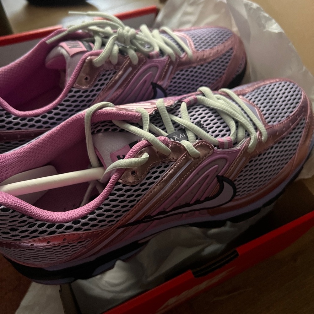 Women's Nike Air Max Moto 2k